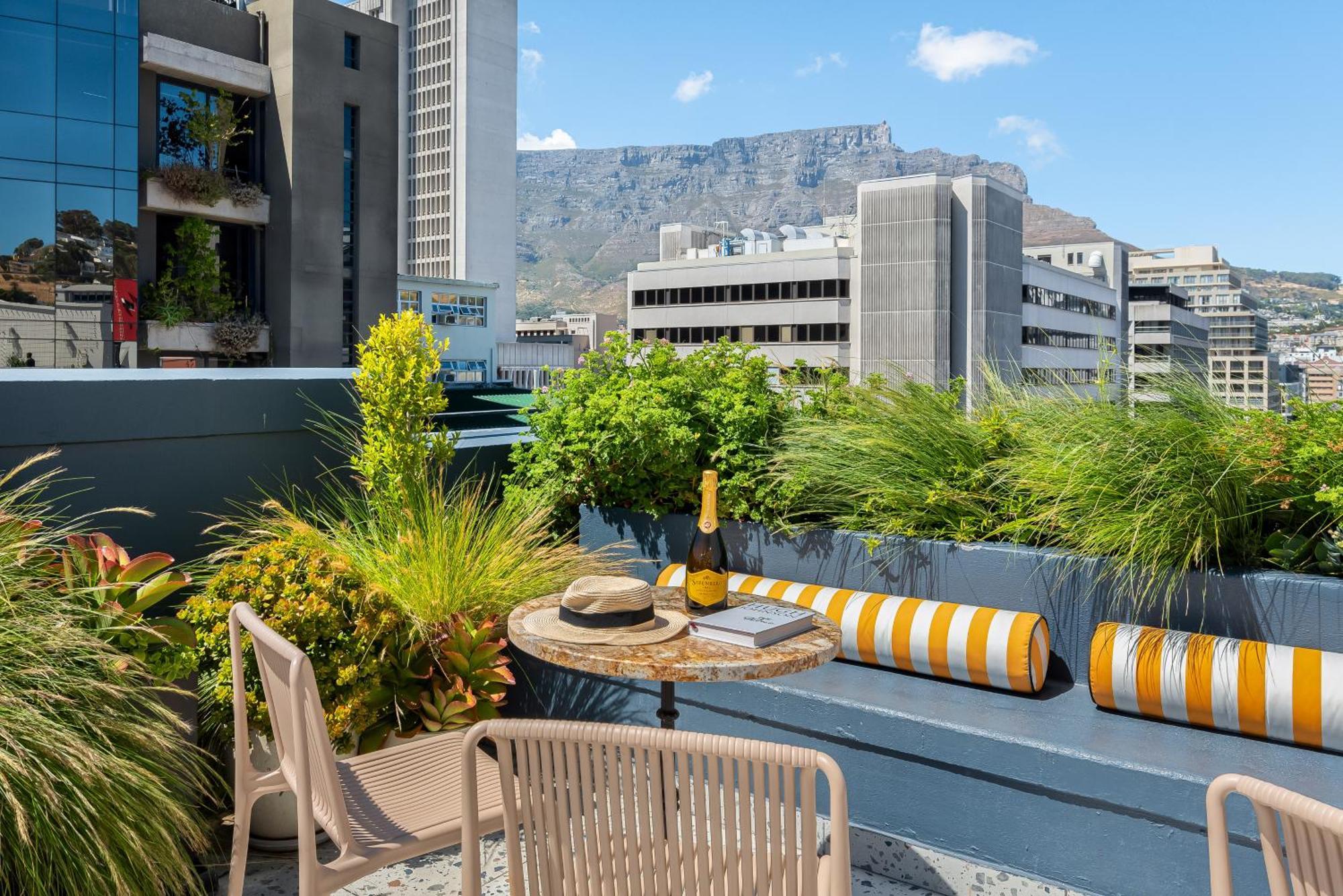 The Carrington Luxury Apartments Kaapstad Buitenkant foto